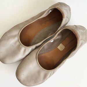 VivoBarefoot Taupe leather Flats Jing Jing